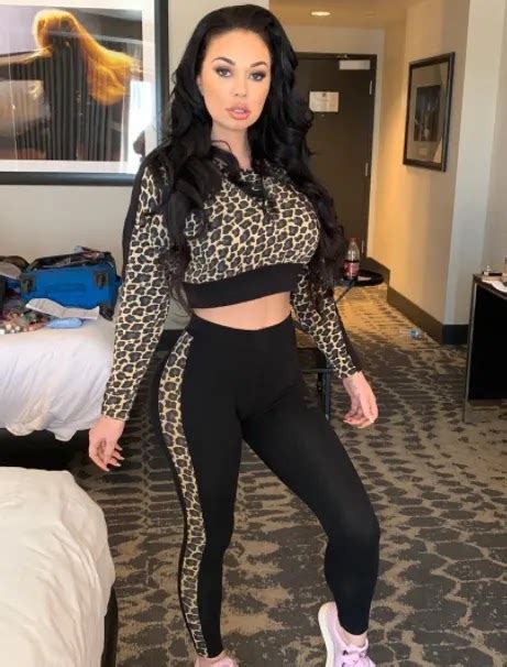 brooke beretta working for commission|@BrookeBeretta1 .